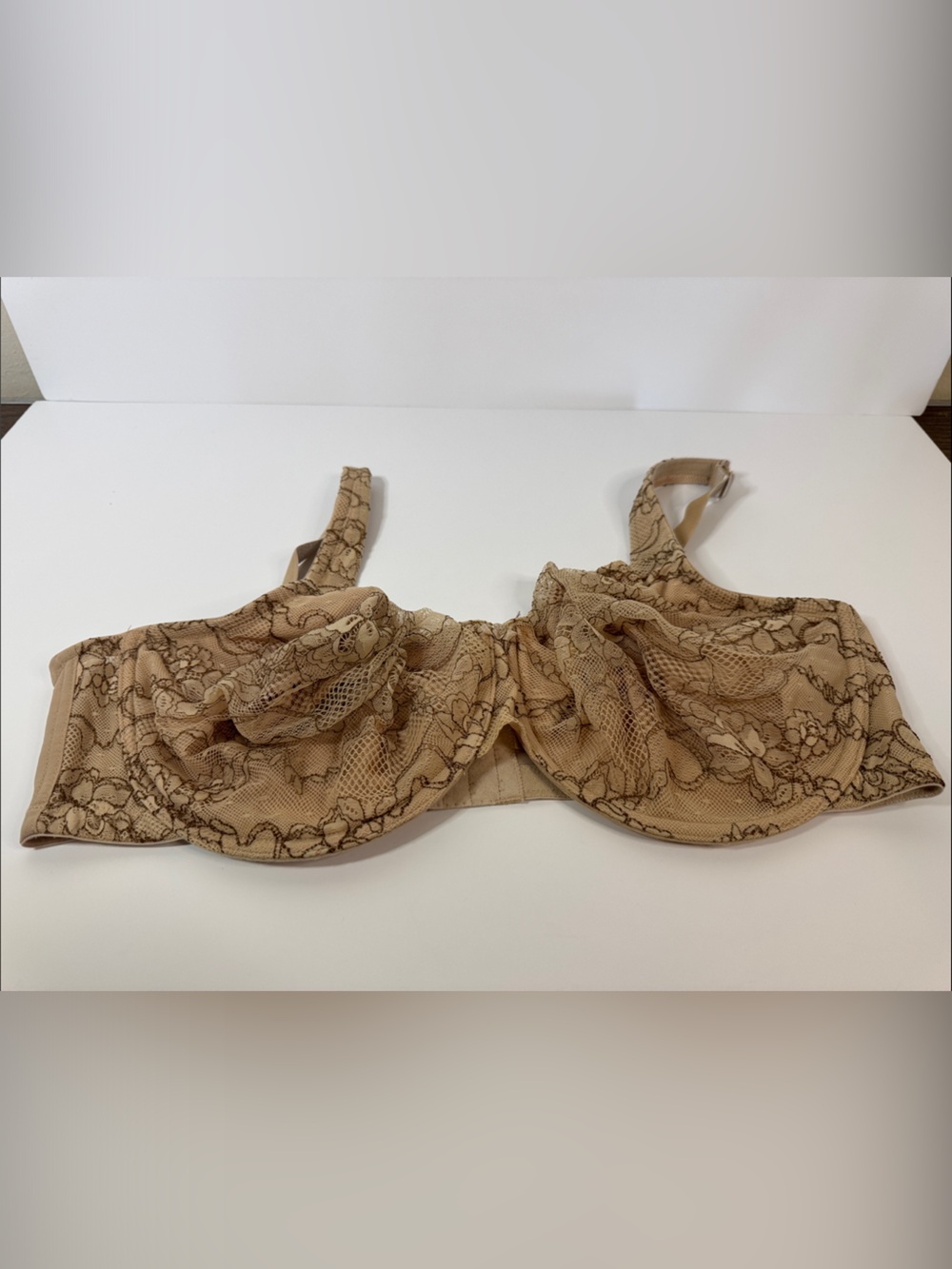 Cacique 44DDD Beige Floral Lace Underwire Bra